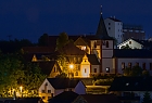 Nachtidylle im kleinen Dorf